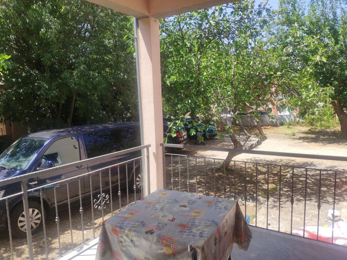 Tome Apartament Biograd Na Moru