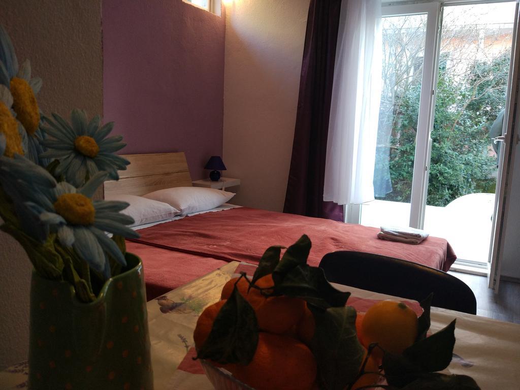 Tome Apartament *
