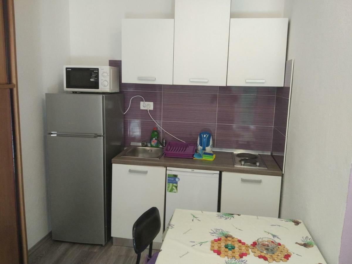 Tome Apartament *